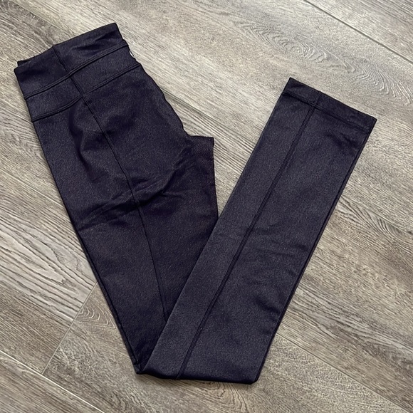 Lululemon leggings straight leg - Picture 2 of 7